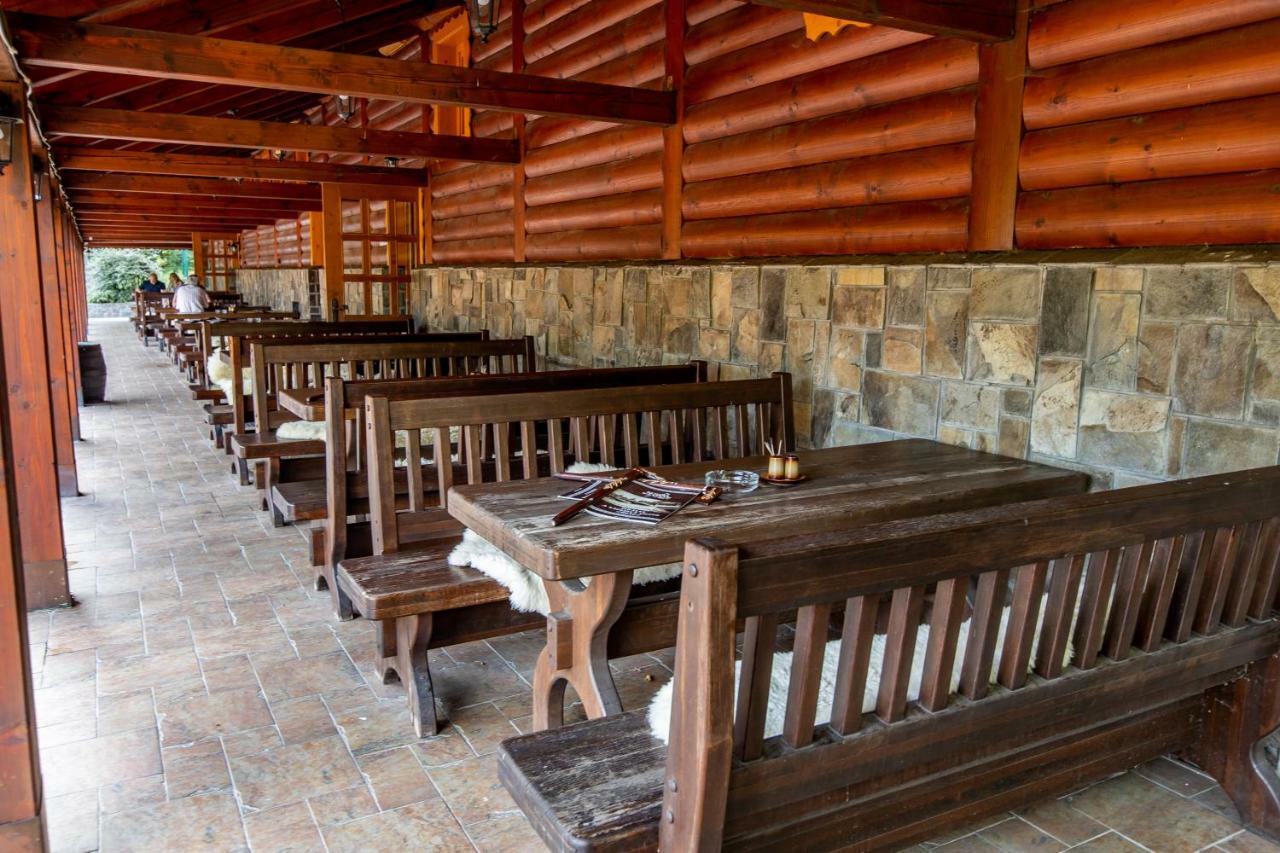 Koliba Expo Hotel Zelezna Bagian luar foto